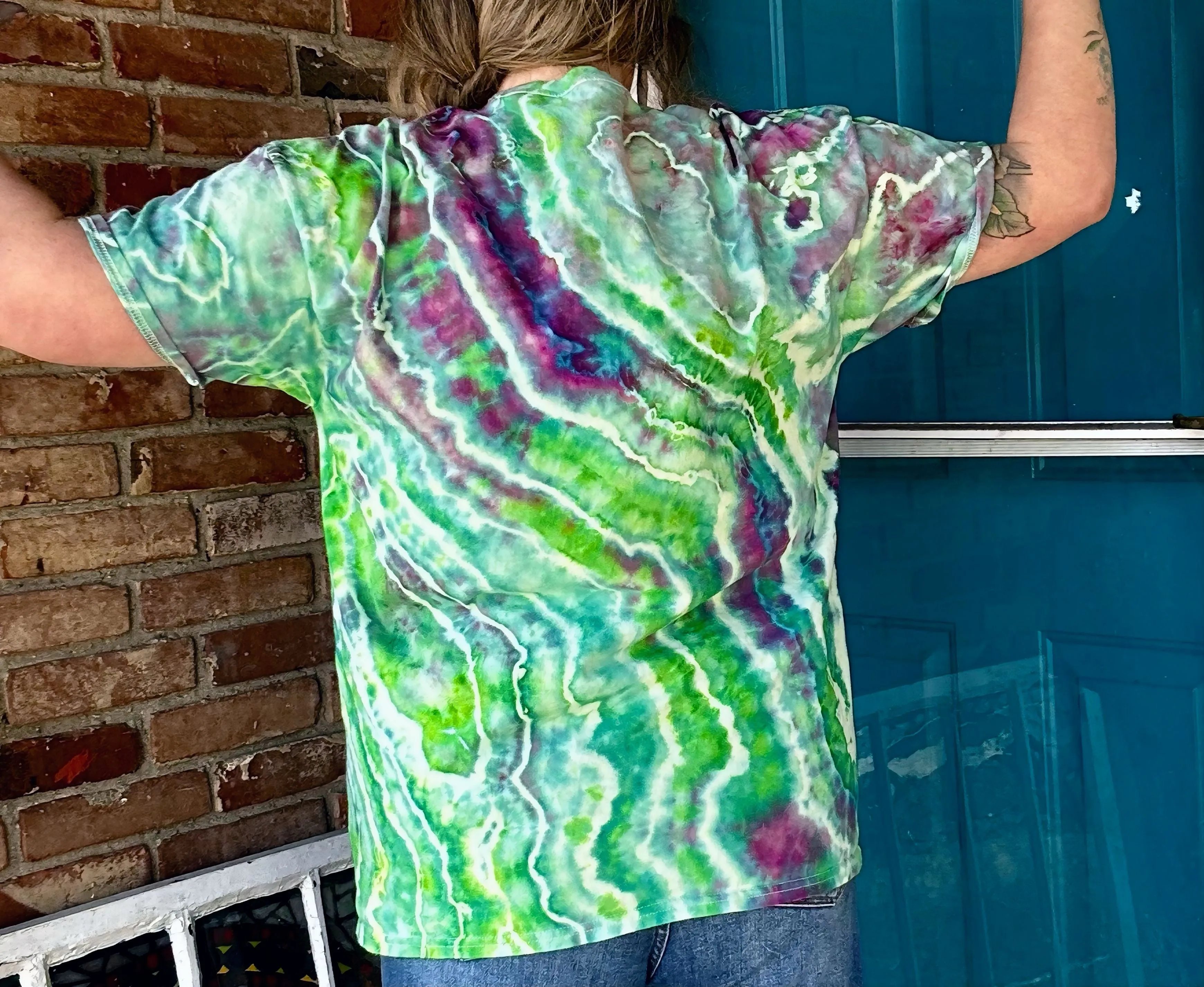 2XL “Mermaid Dreams” pocket tee
