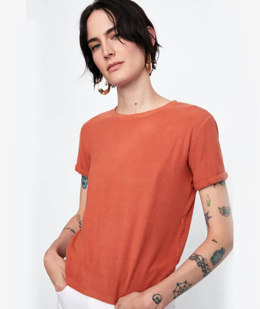 Basic T-Shirt