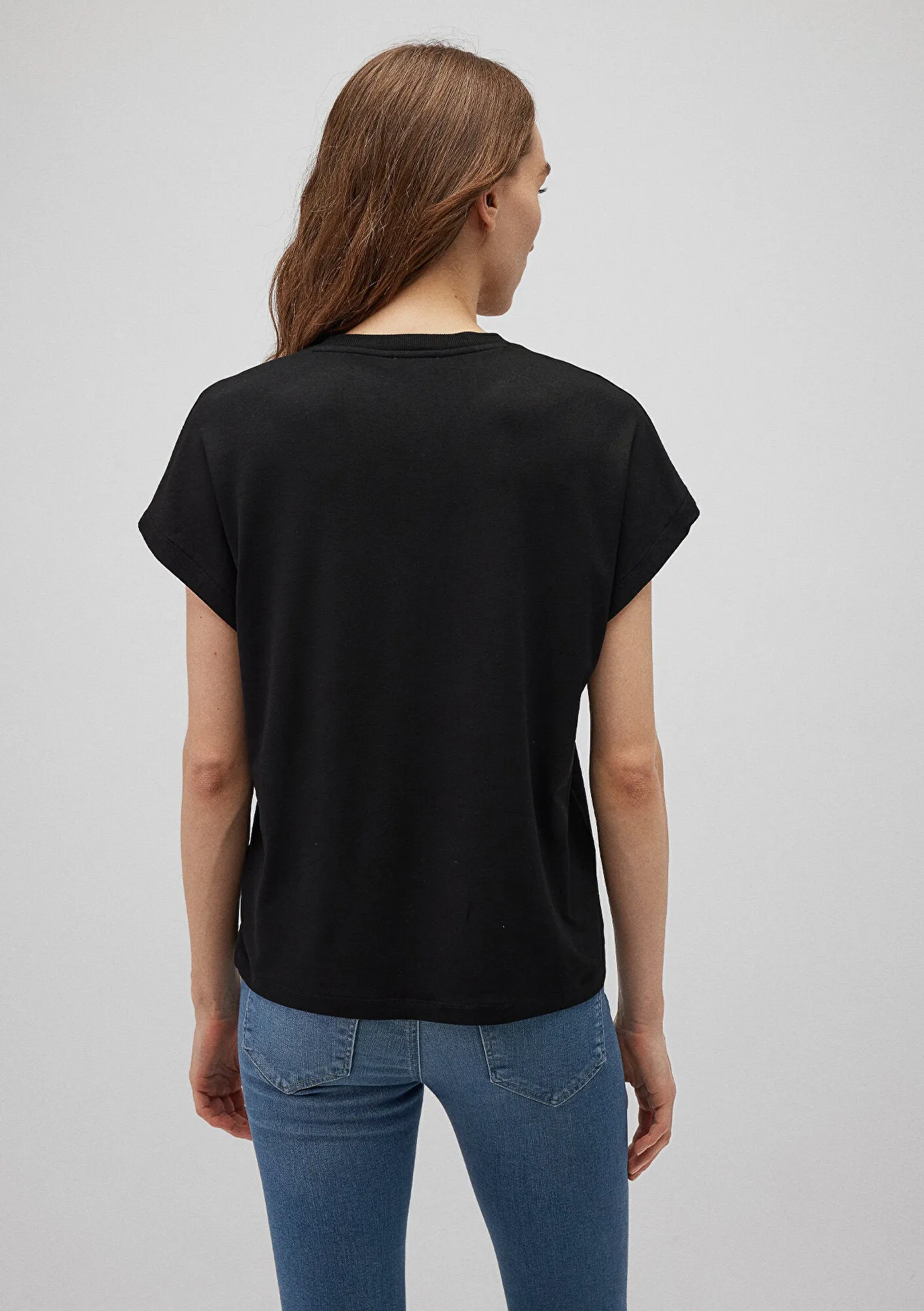 Black Basic T-Shirt