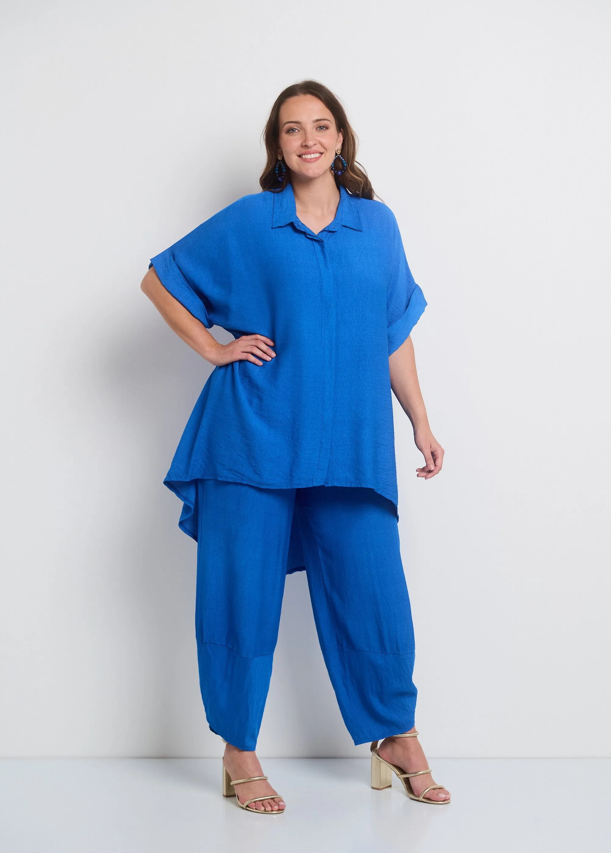 Blouse and pants set