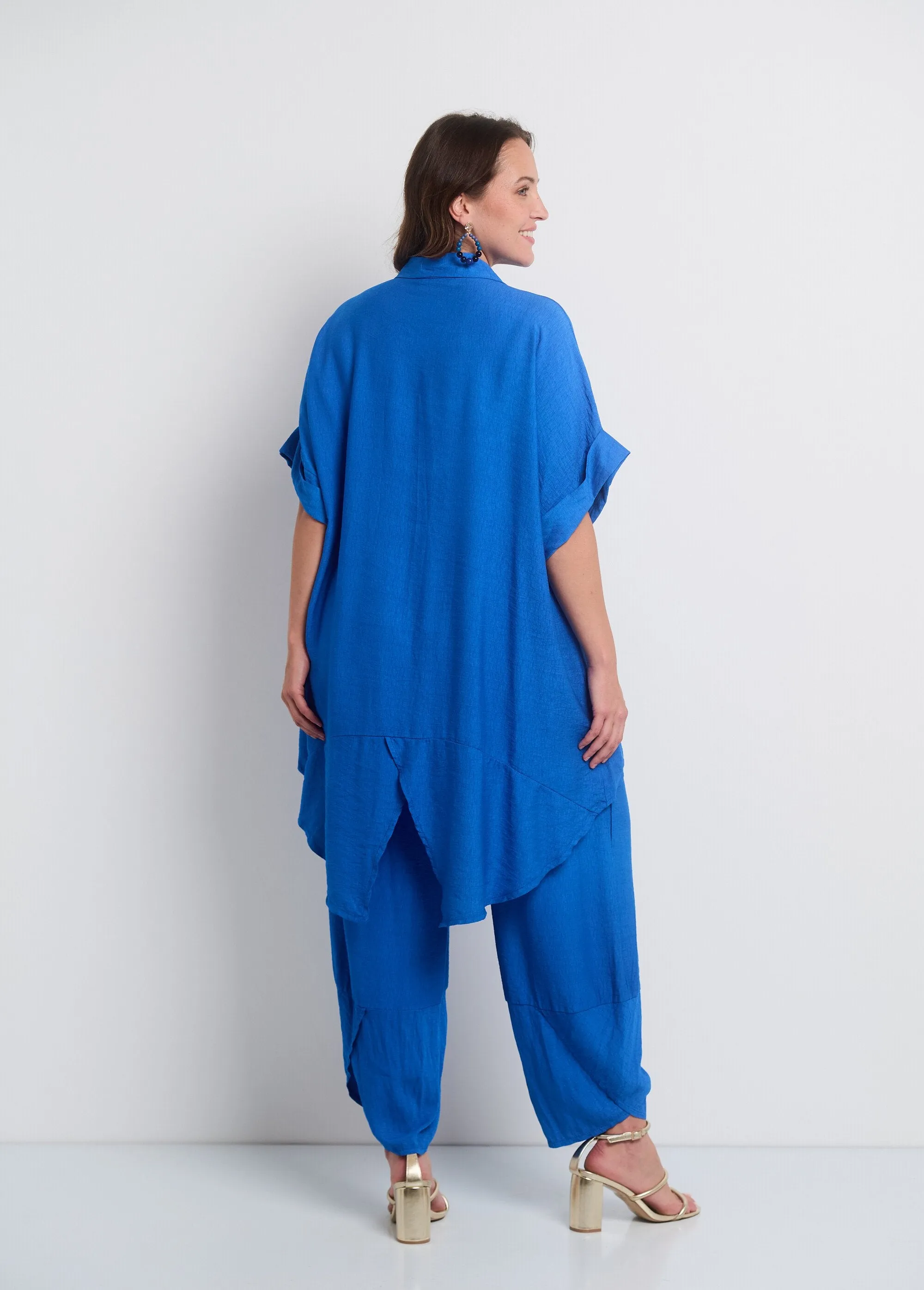 Blouse and pants set
