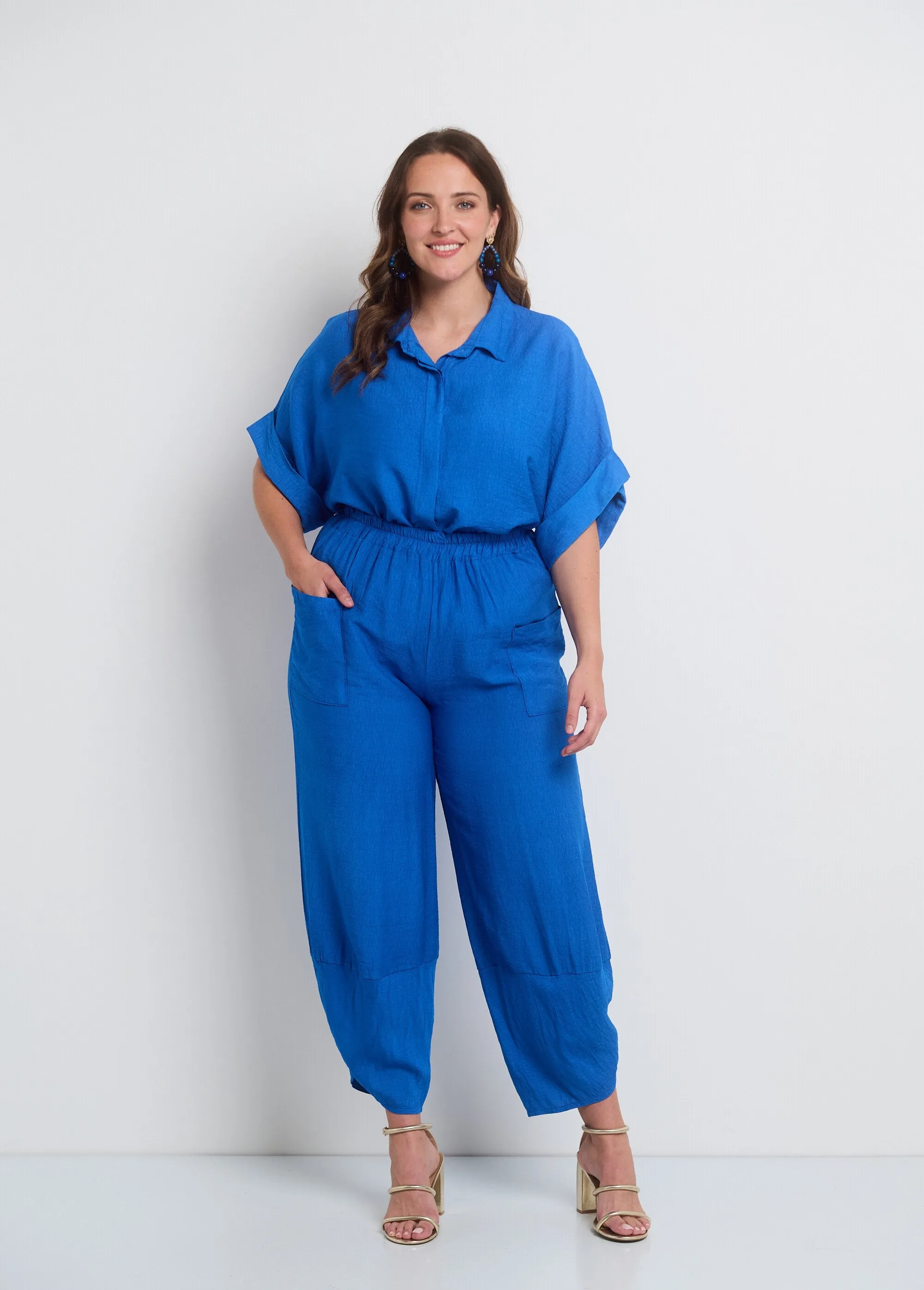 Blouse and pants set