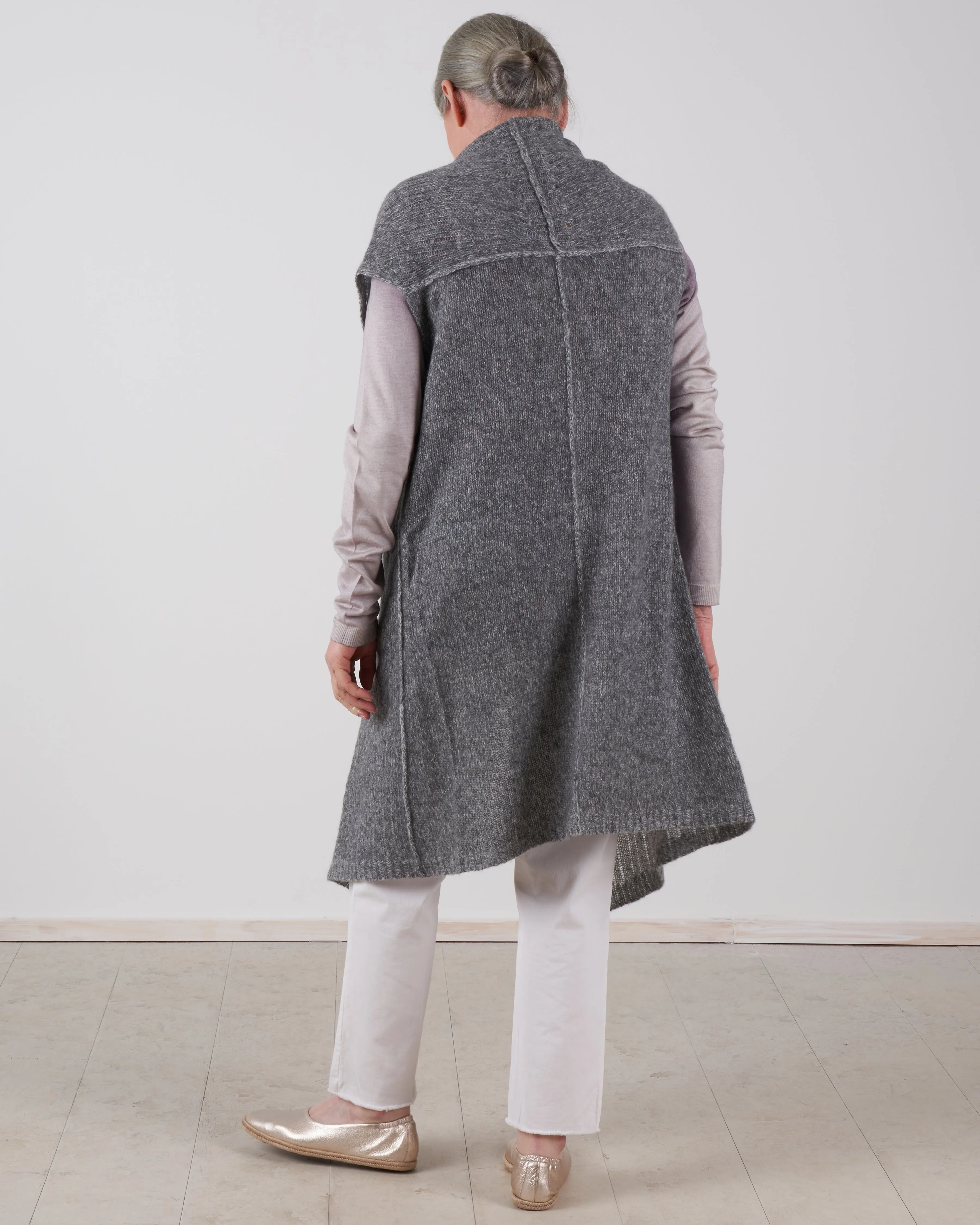 cashmere / silk vest - thunder
