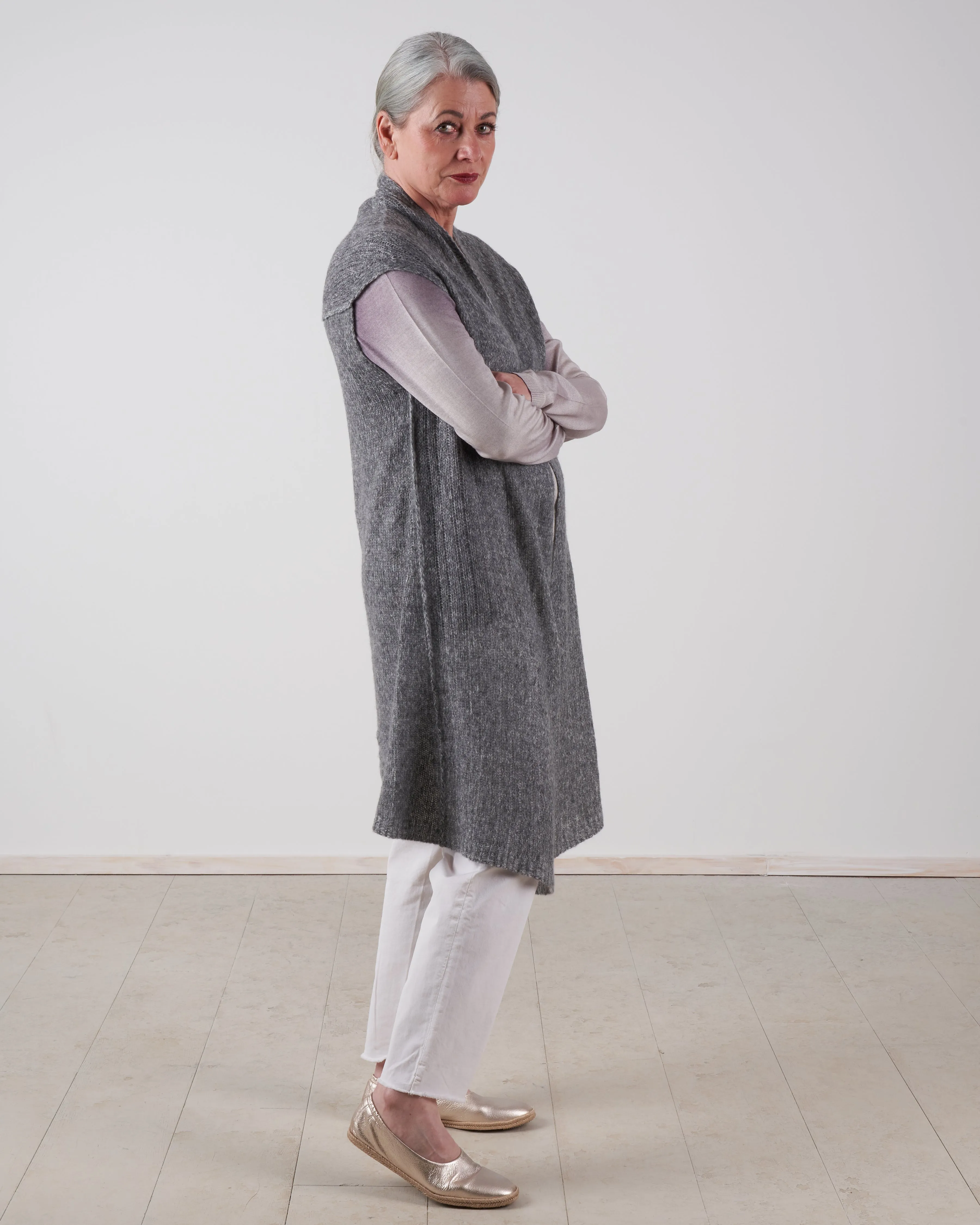 cashmere / silk vest - thunder