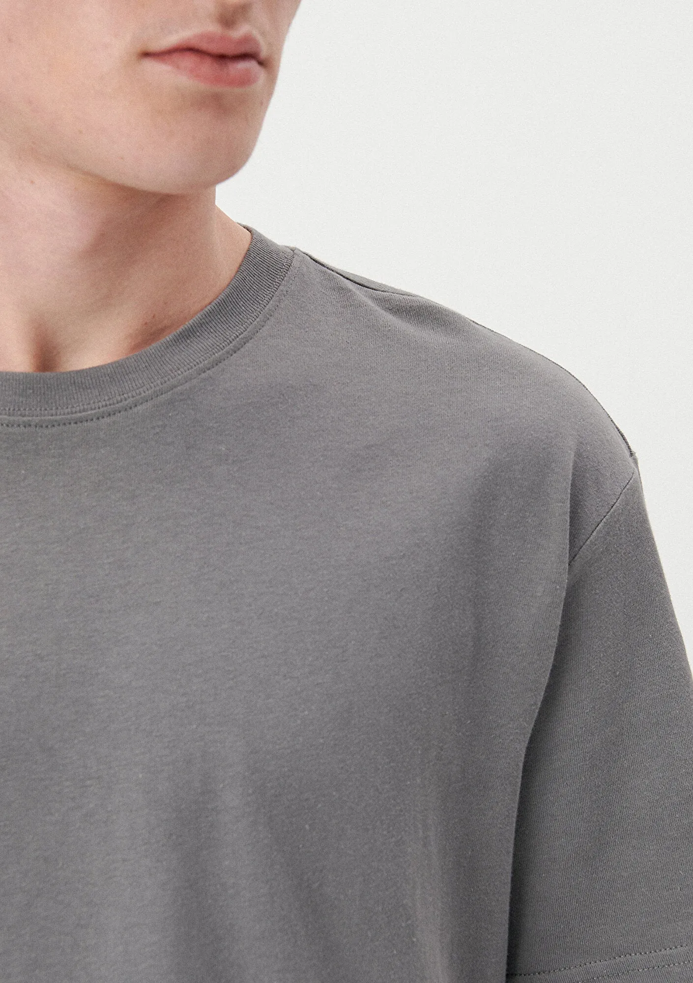 Crew Neck Grey Basic T-Shirt