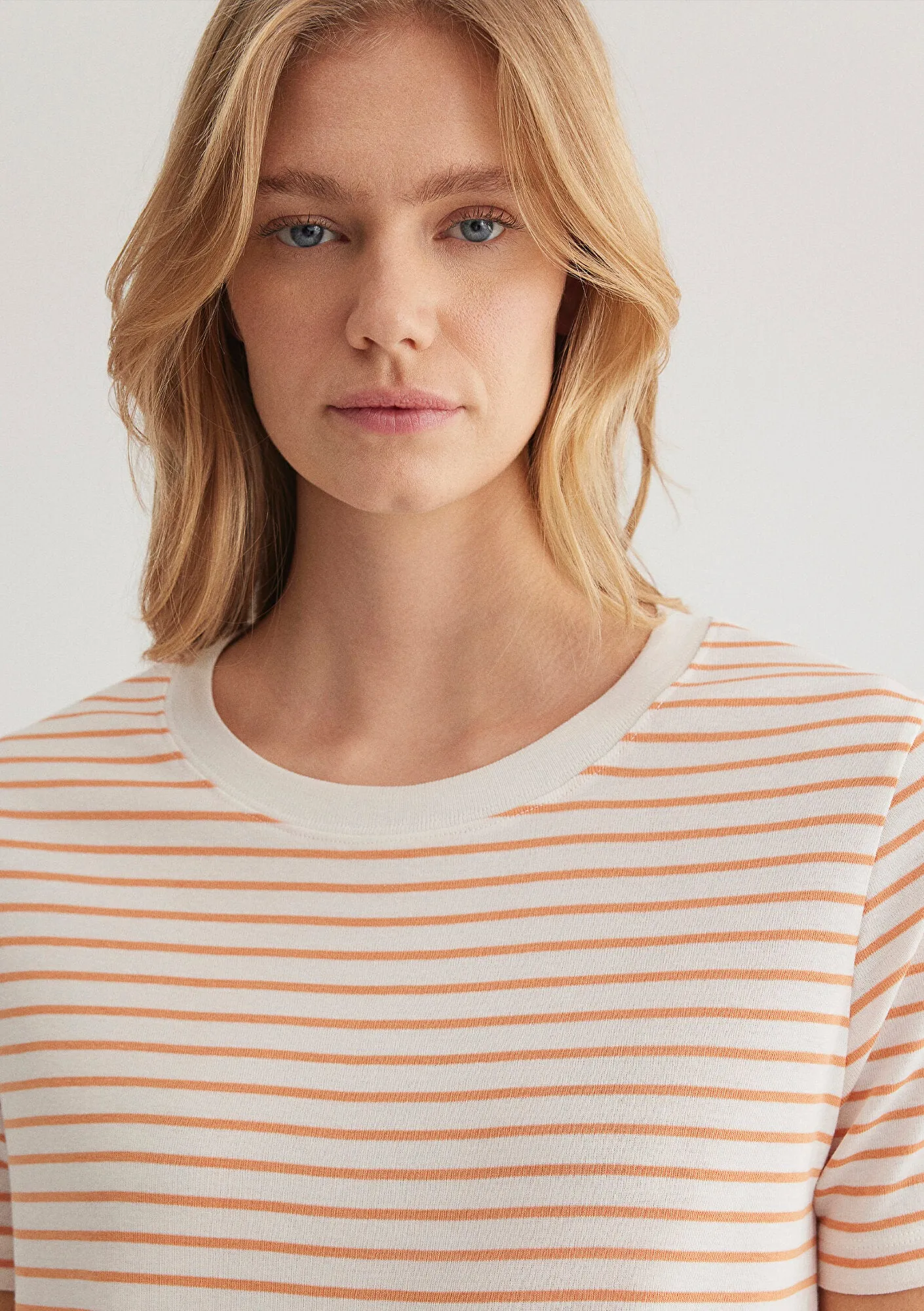 Crew Neck Orange Basic T-Shirt