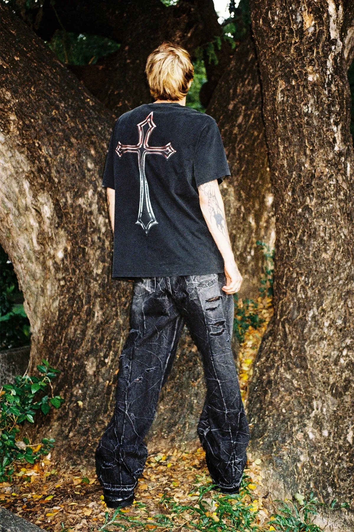 Cross Tee
