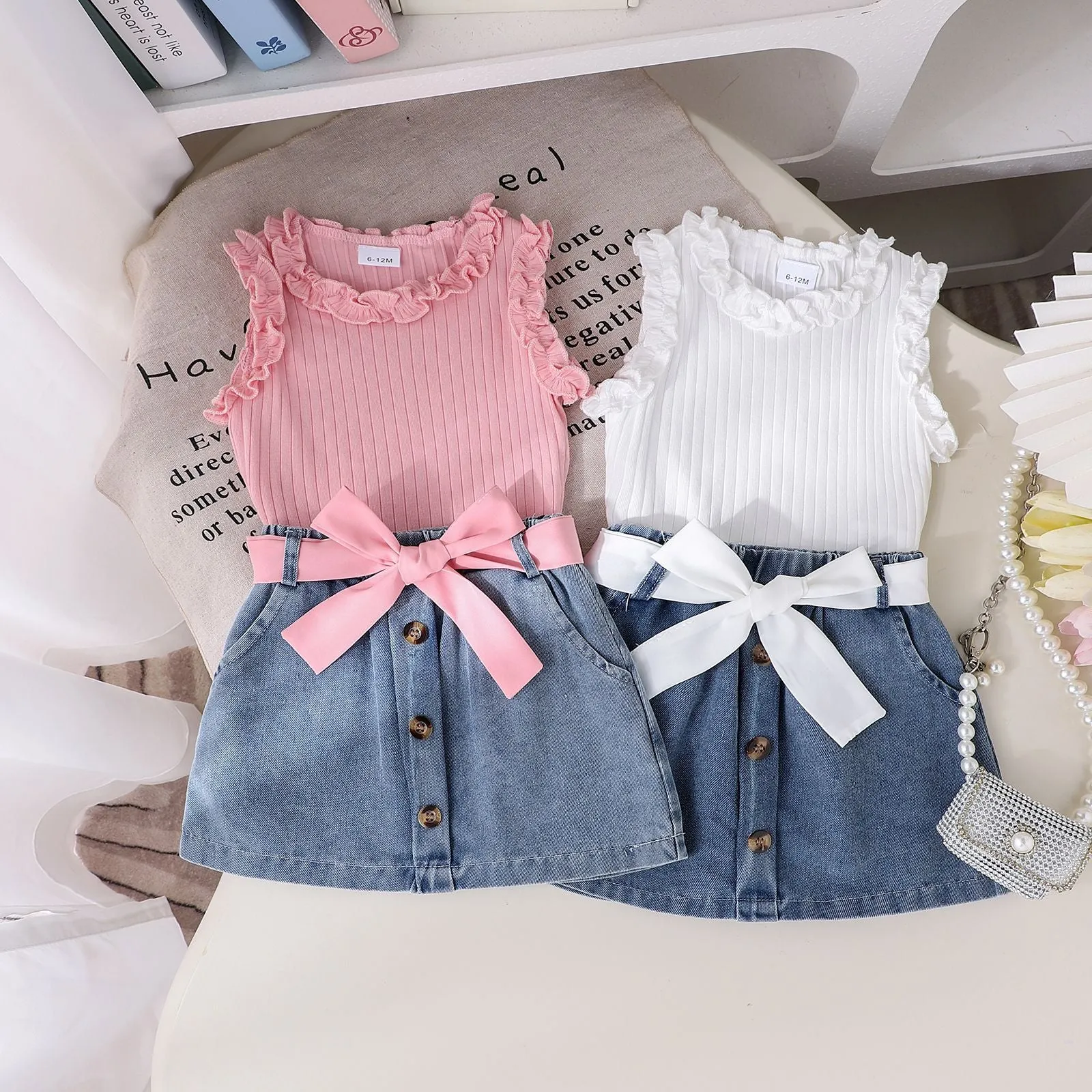 Girls suit sleeveless round neck vest   denim shorts new products