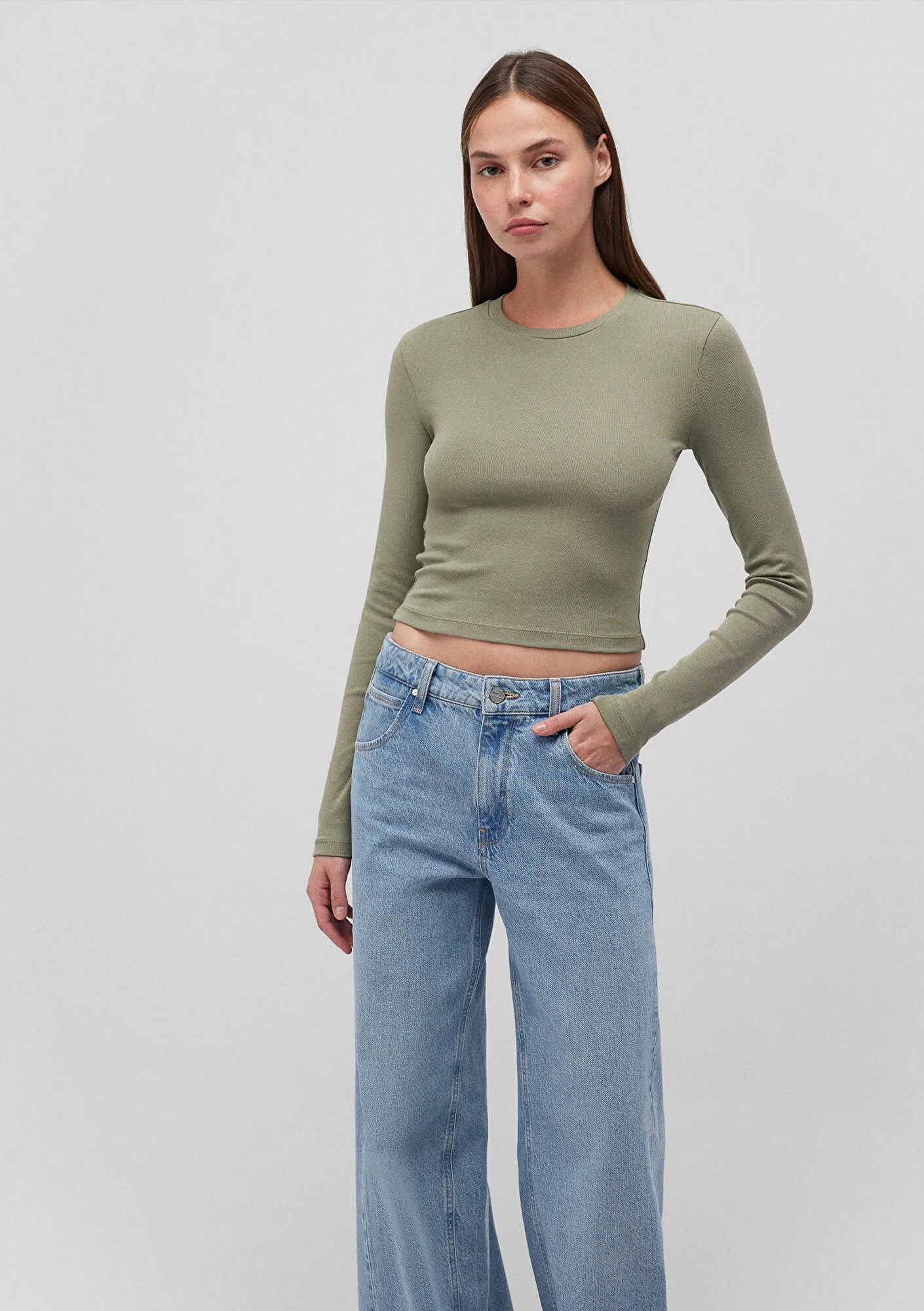 Green Long Sleeve Crop Basic T-Shirt