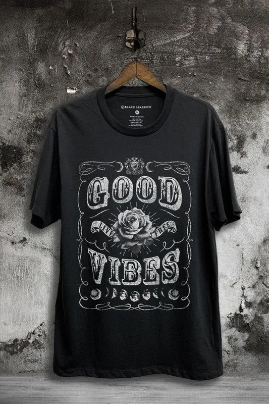 LIVE FREE ROSES GRAPHIC TEE