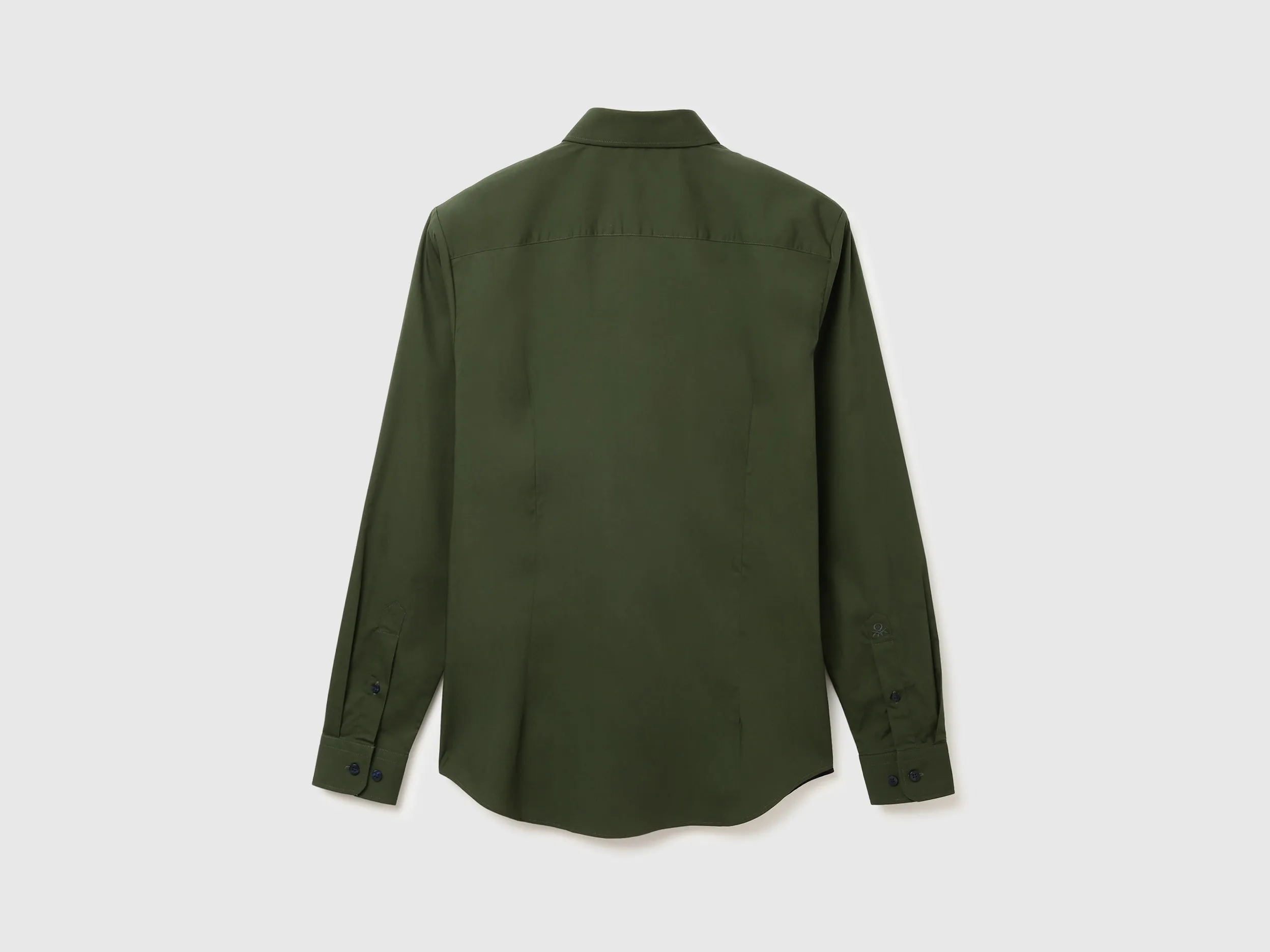 Men Colorblocked Spread Collar Shirt