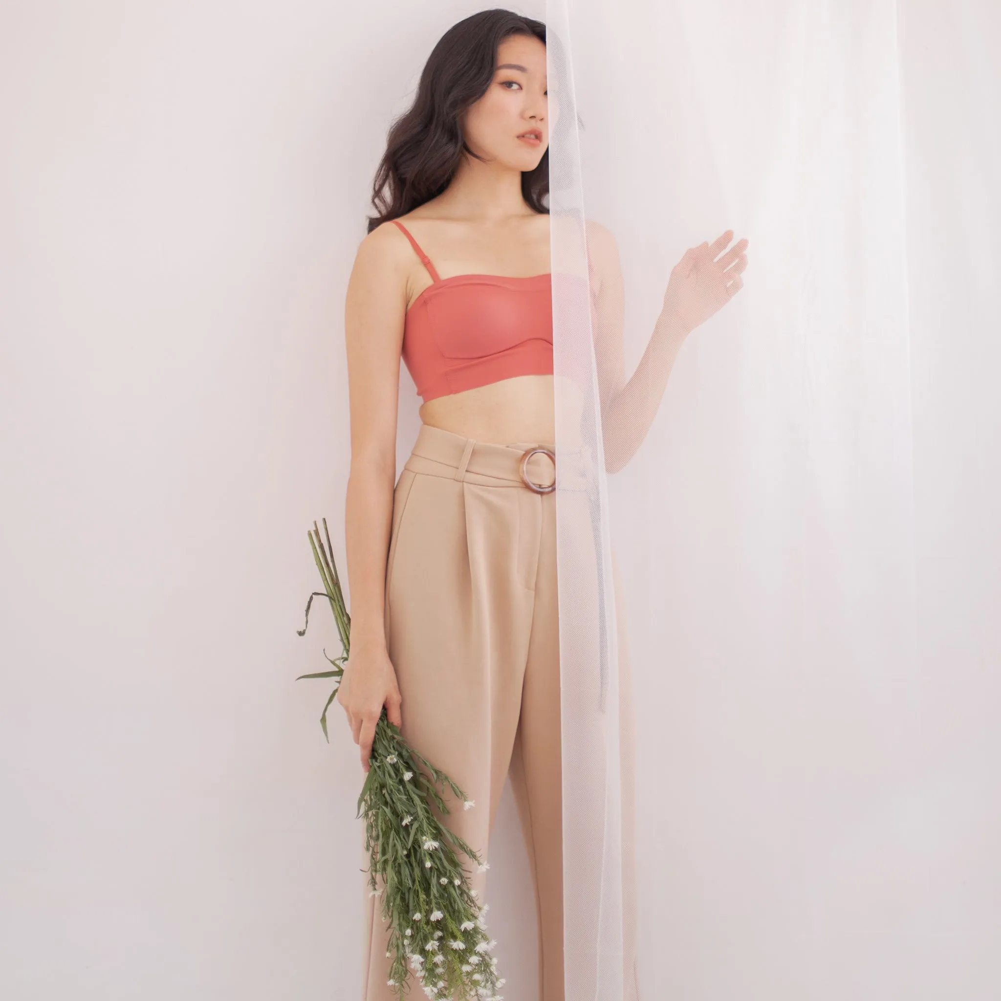 Minimalist Lightly-Lined Seamless Midi Strapless Wireless Bra V2 in Muted Coral