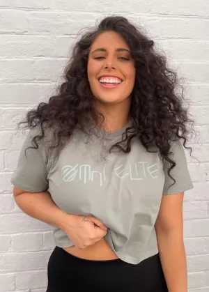 OMNI ORIGINAL CROPPED TEE in SAGE GREEN