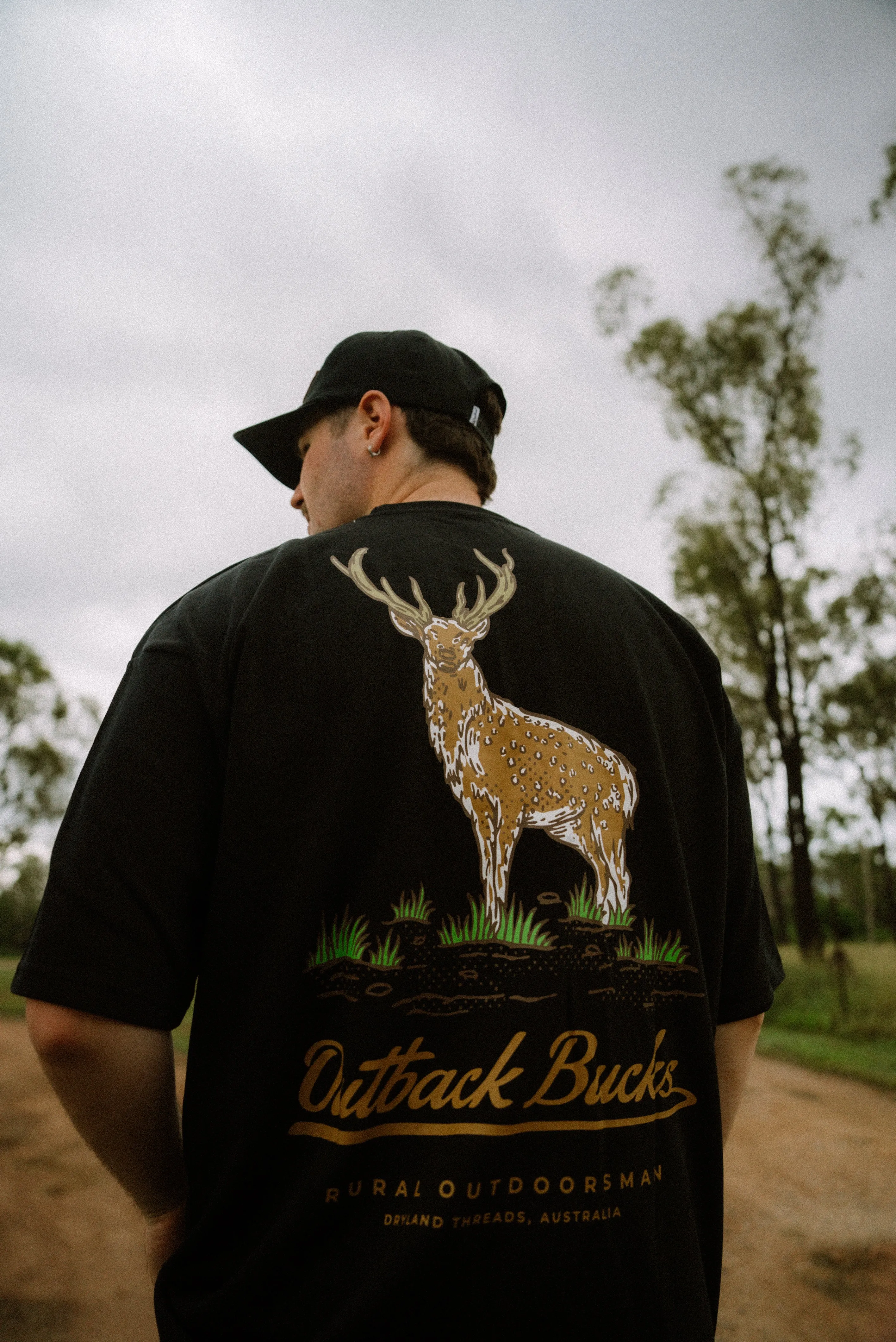 Outback Bucks O/S Tee Black