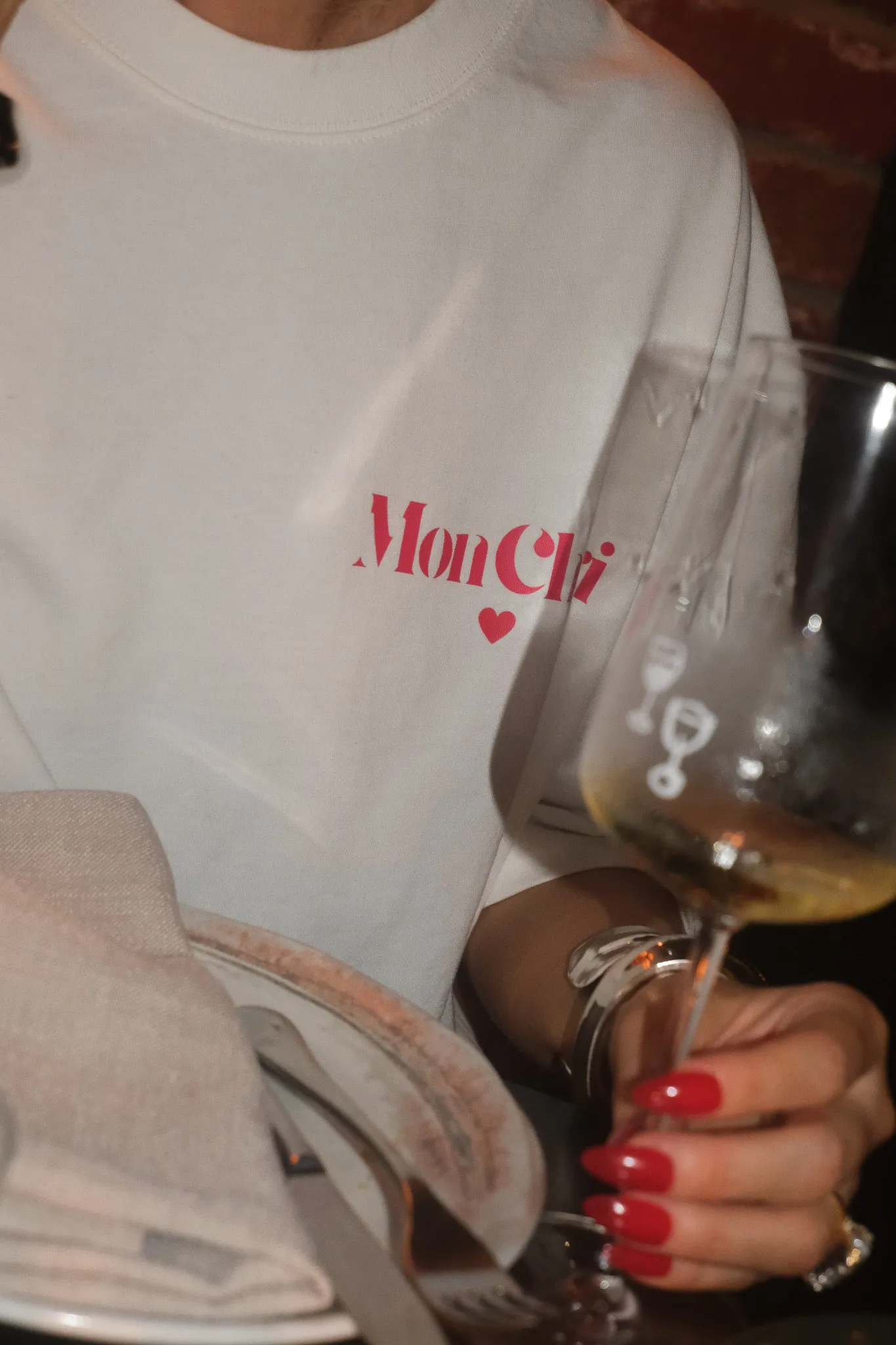 Oversized Heart Tee - Mon Chéri