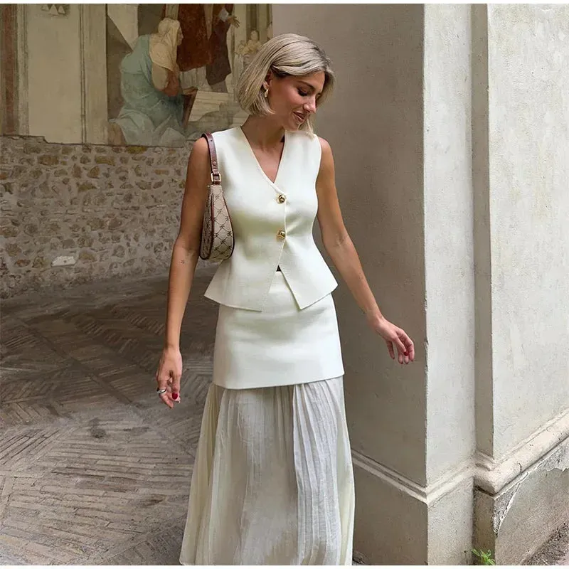 Poppy™ - Elegant Knitted 2-Piece Vest and Skirt Set