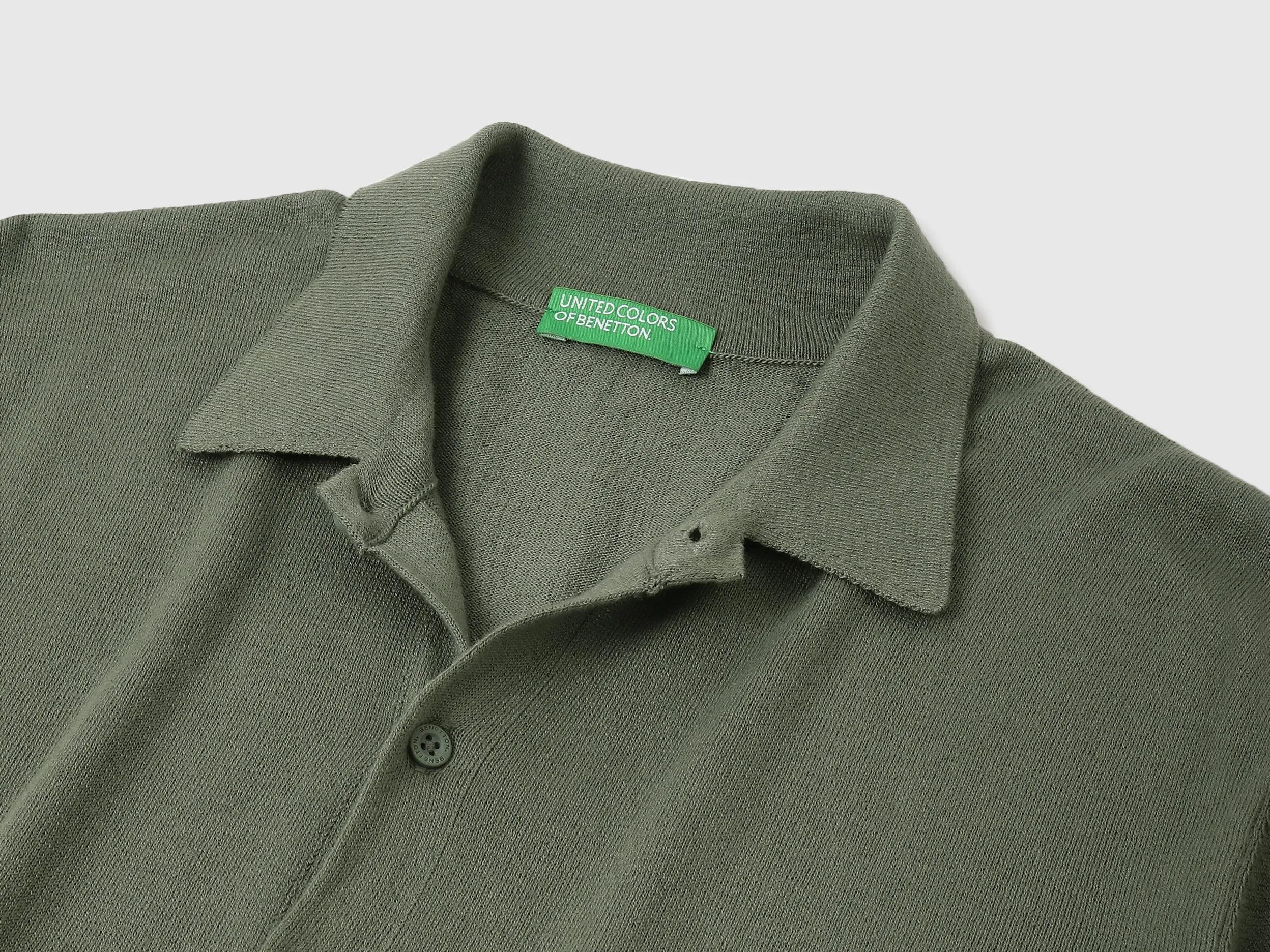 Regular Fit Spread Collar Solid Shirt