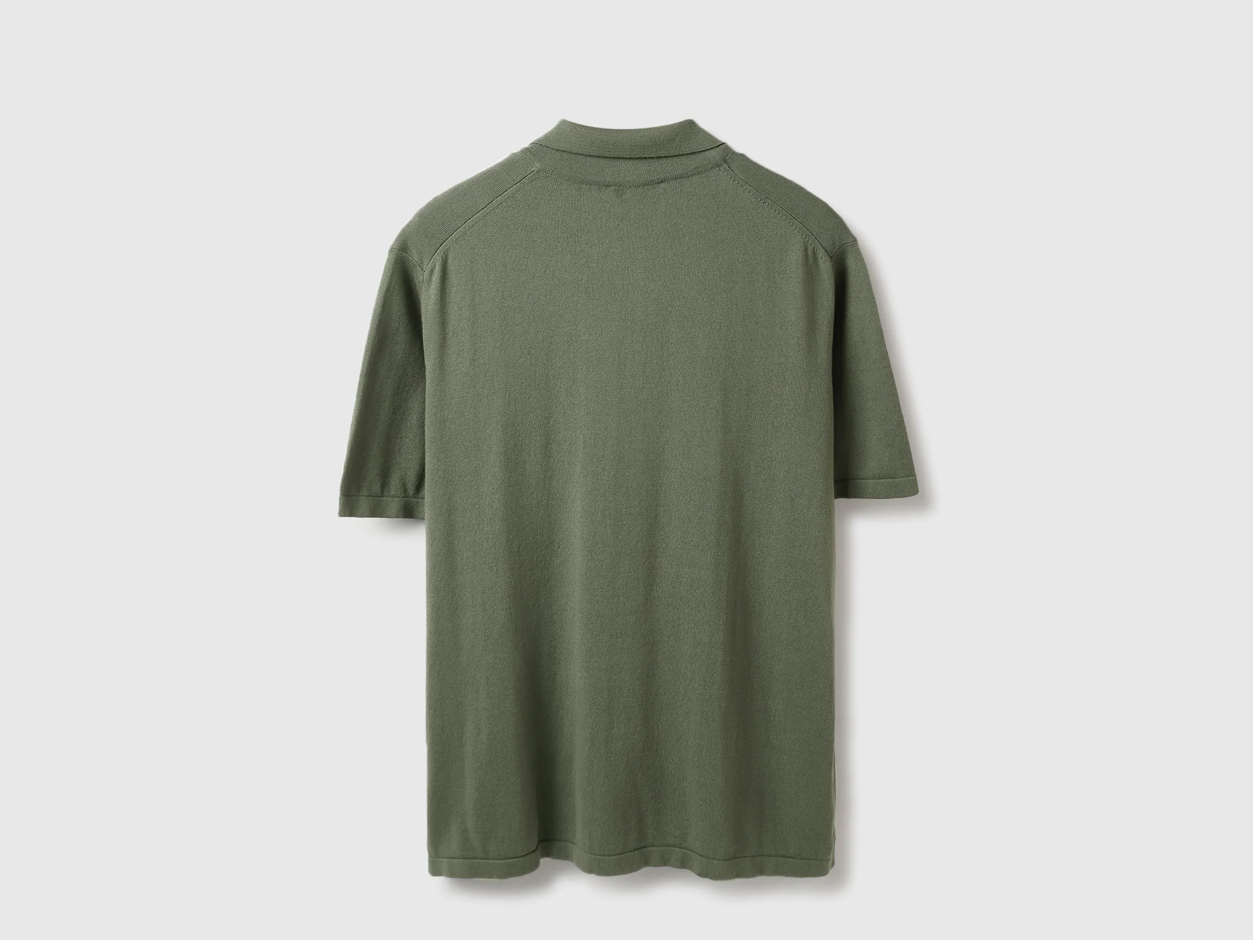 Regular Fit Spread Collar Solid Shirt
