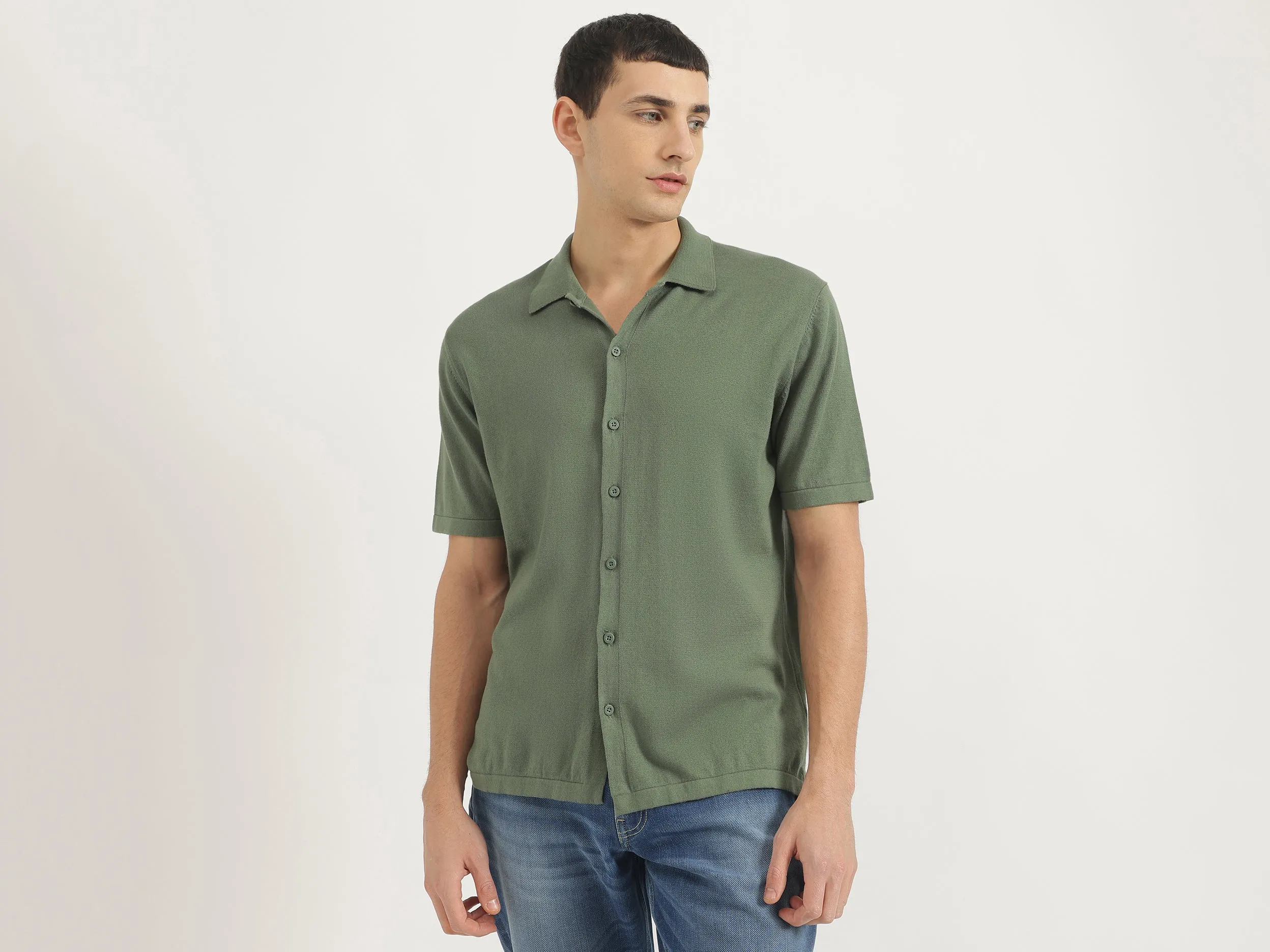 Regular Fit Spread Collar Solid Shirt