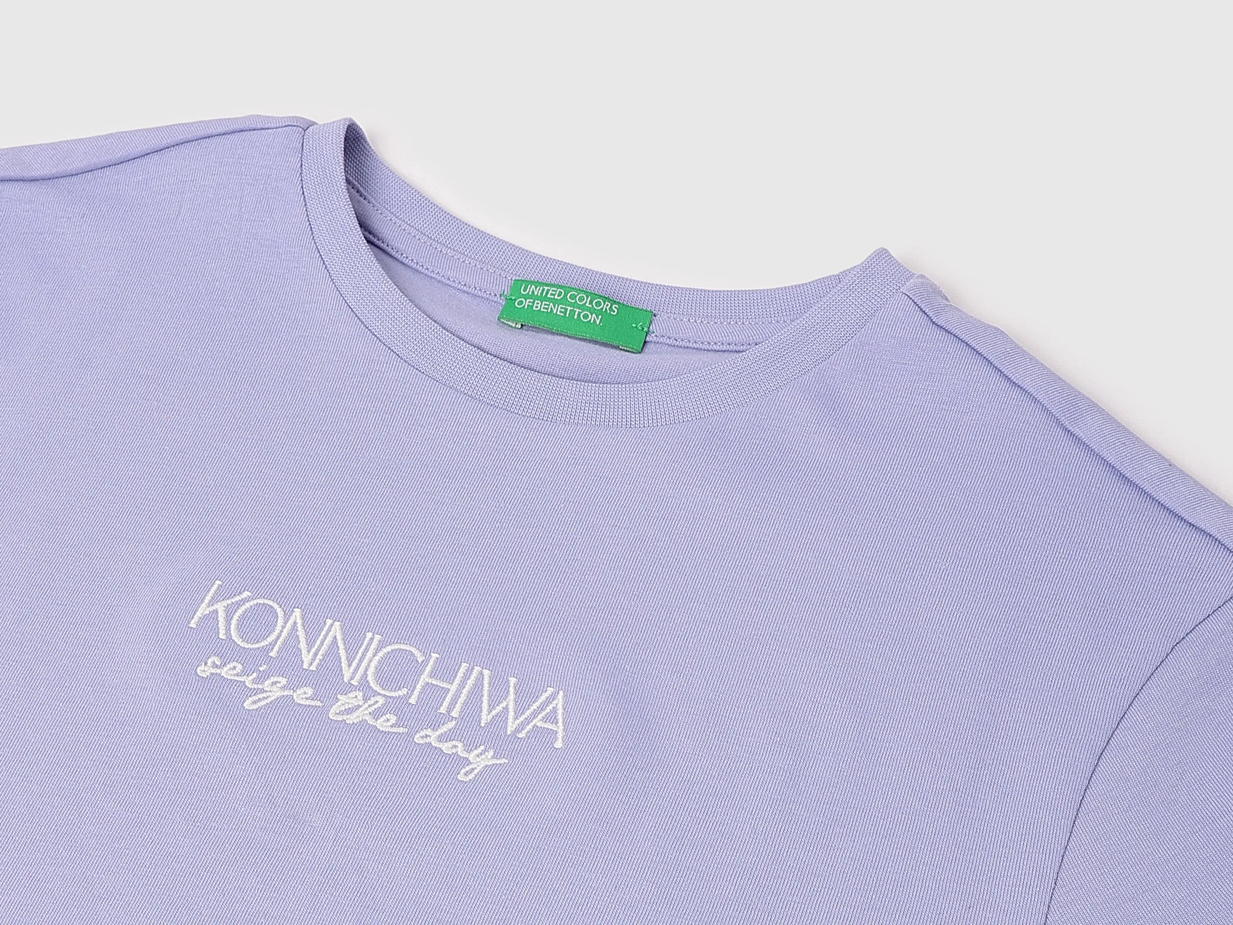Regular Round Neck Graphic Print T-Shirt