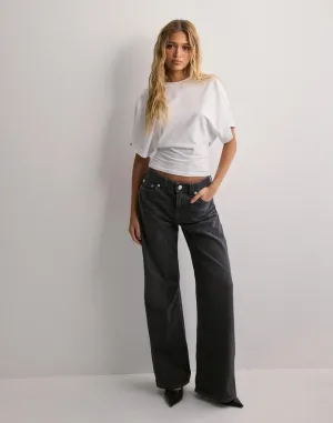 Round Neck Loose Sleeve Tee