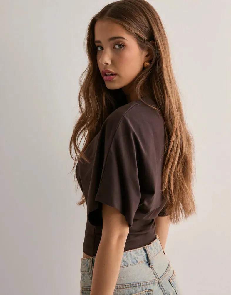 Round Neck Loose Sleeve Tee