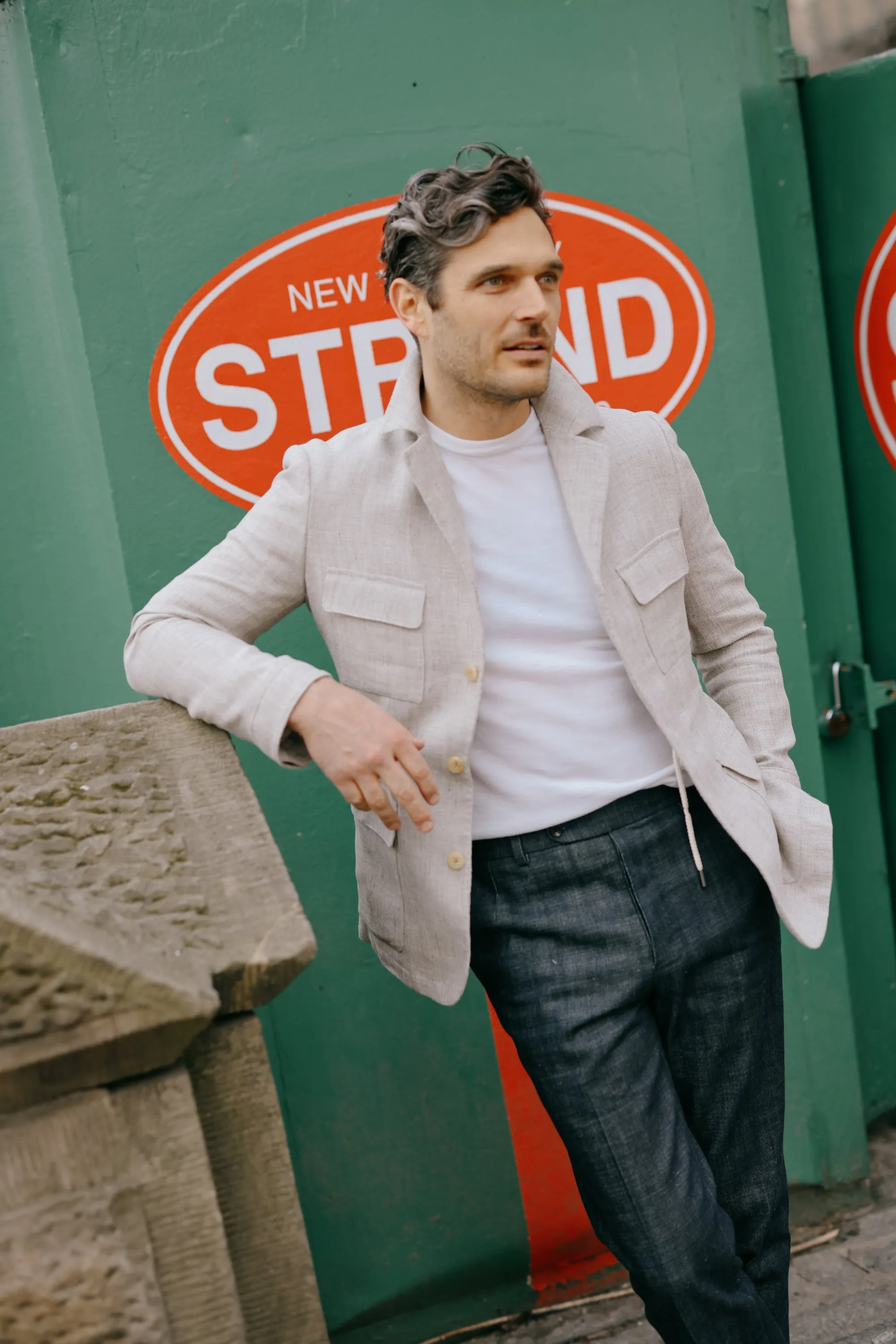 Safari Jacket in Beige Linen Hopsack