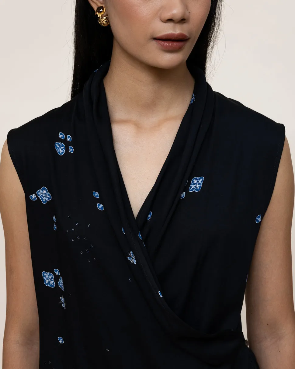 SERIBU BUNGA | Classic Wrap Top