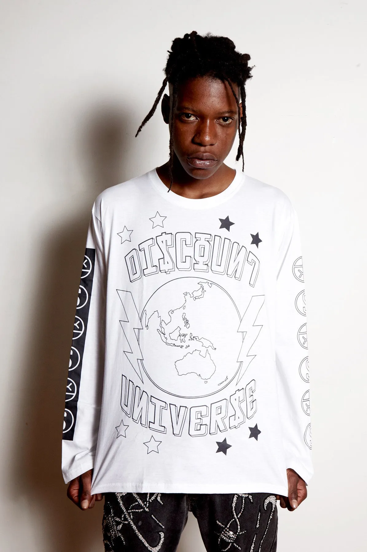 'THE WORLD IS YOURS' Tee White