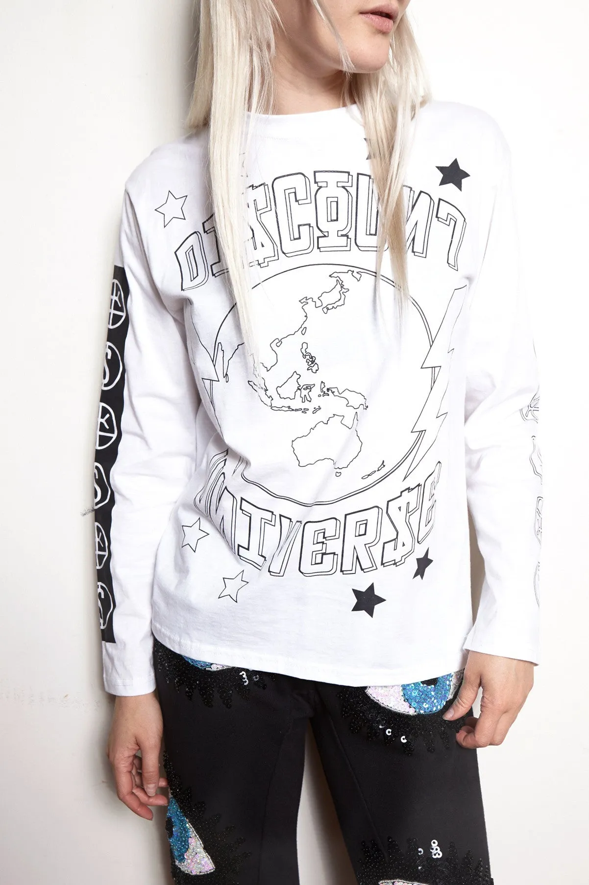 'THE WORLD IS YOURS' Tee White