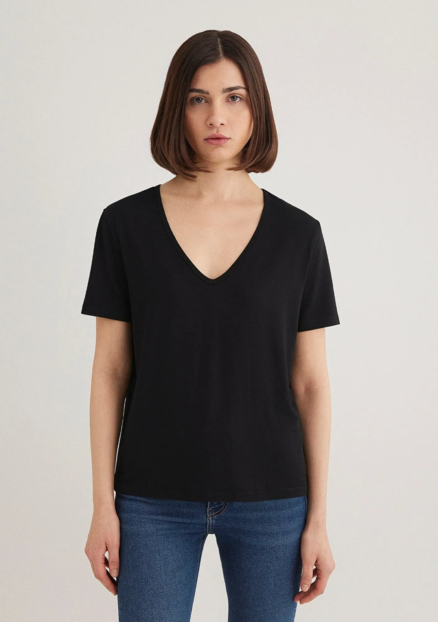 V Neck Black Basic T-Shirt