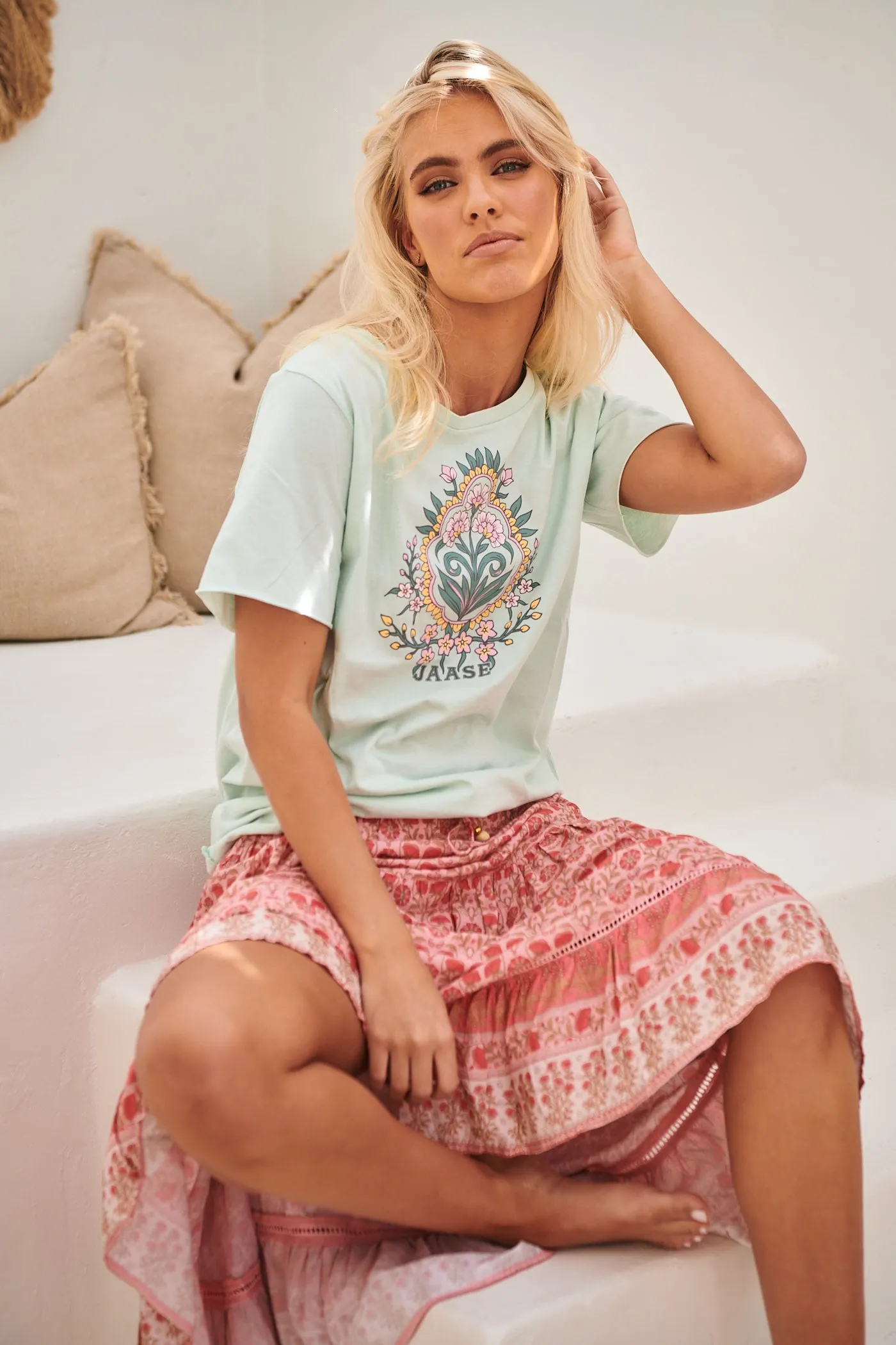 Vintage Tee - Flora ~ Aqua