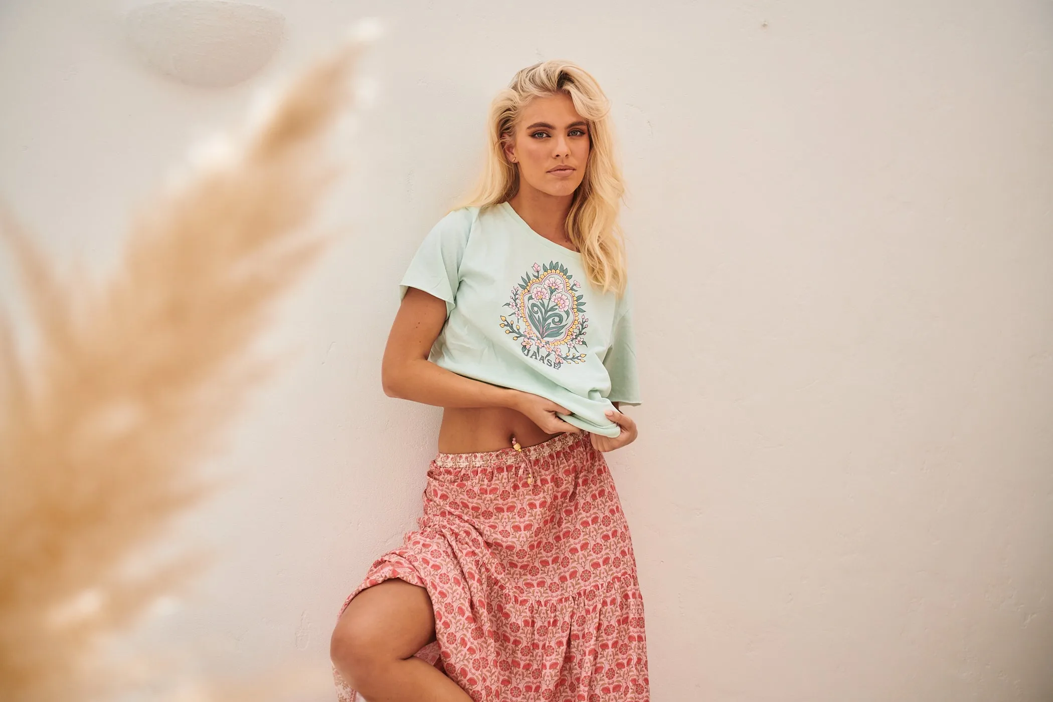 Vintage Tee - Flora ~ Aqua