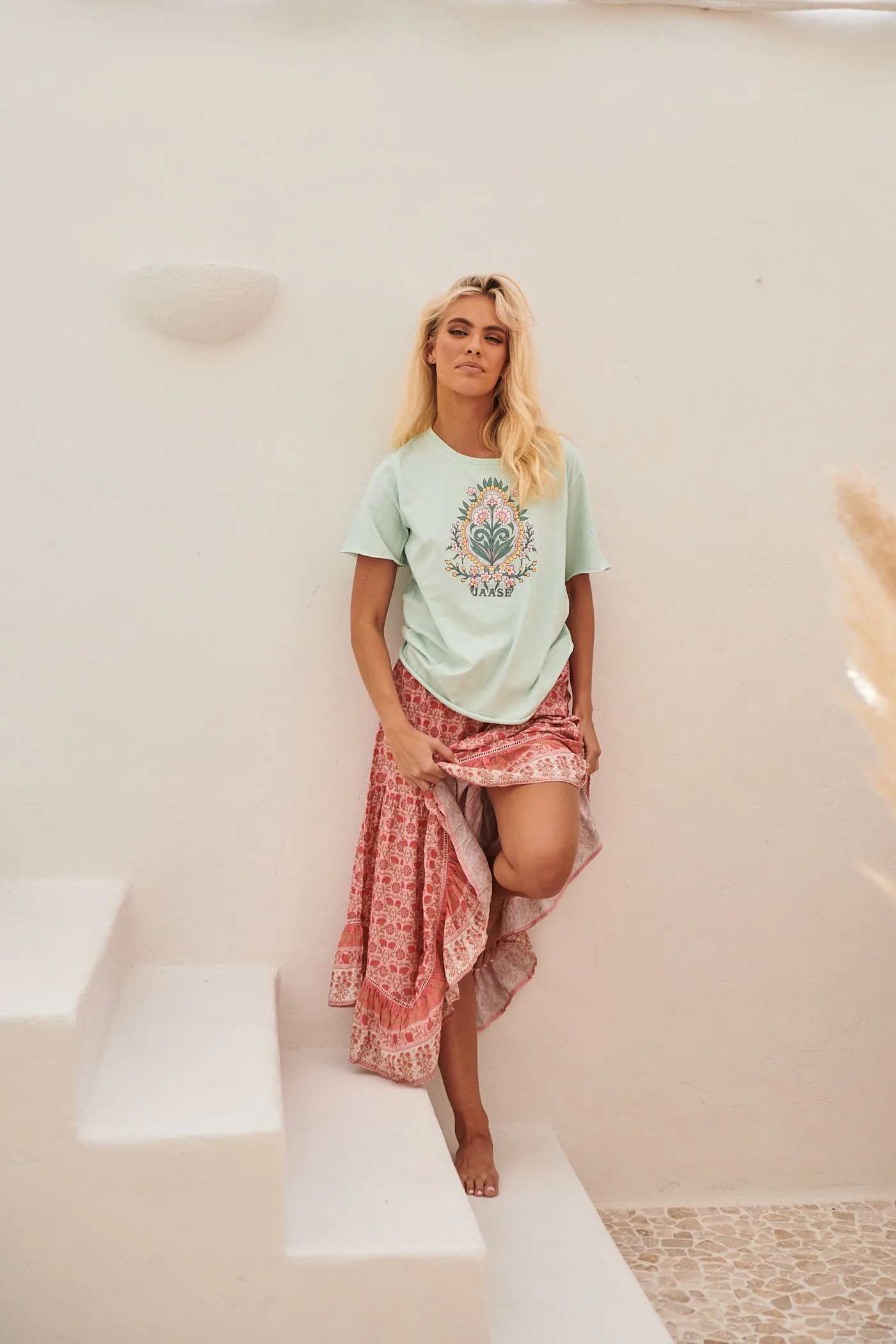 Vintage Tee - Flora ~ Aqua