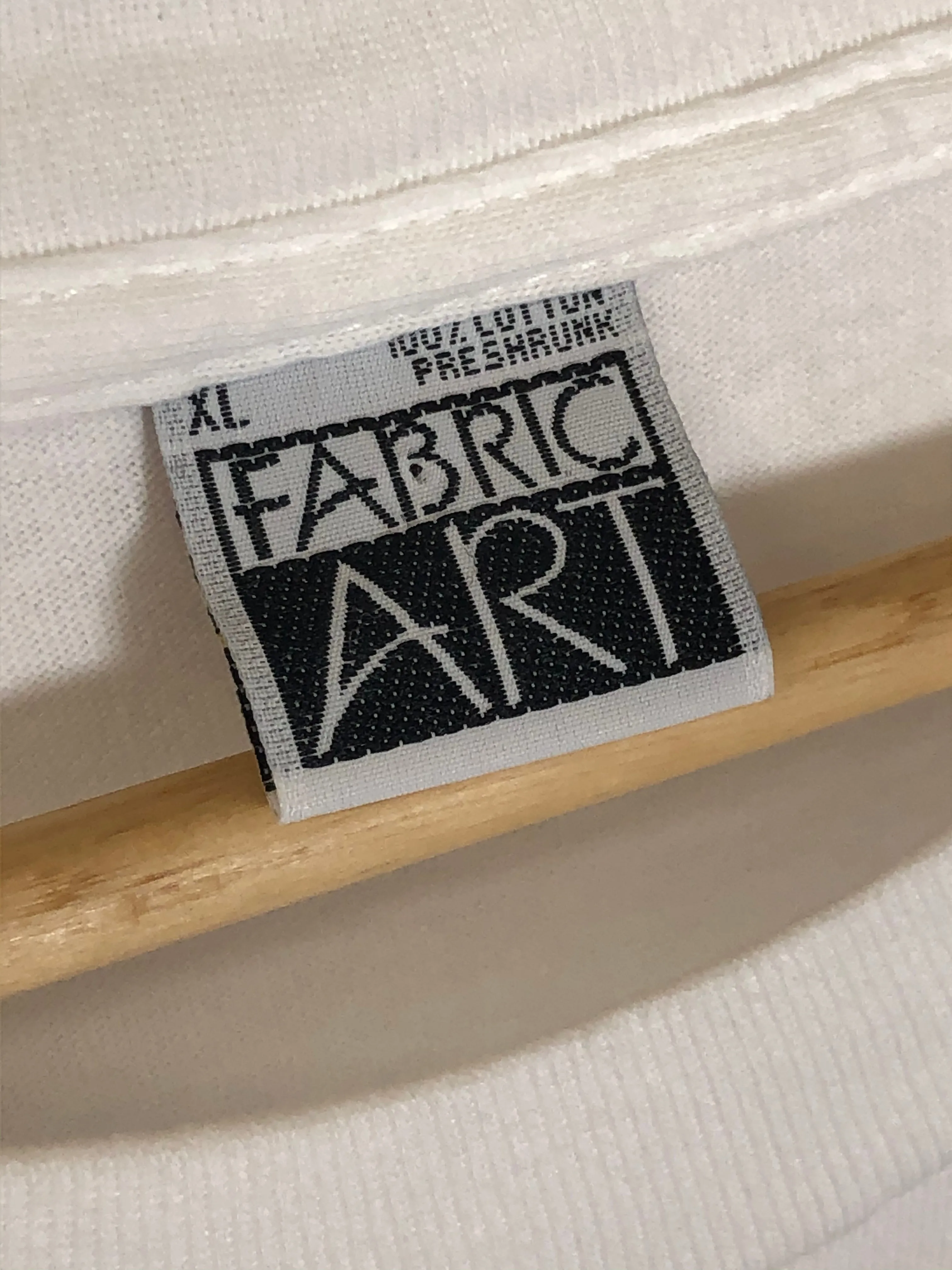VTG "Friendly Flamingos" Art Tee (XL)