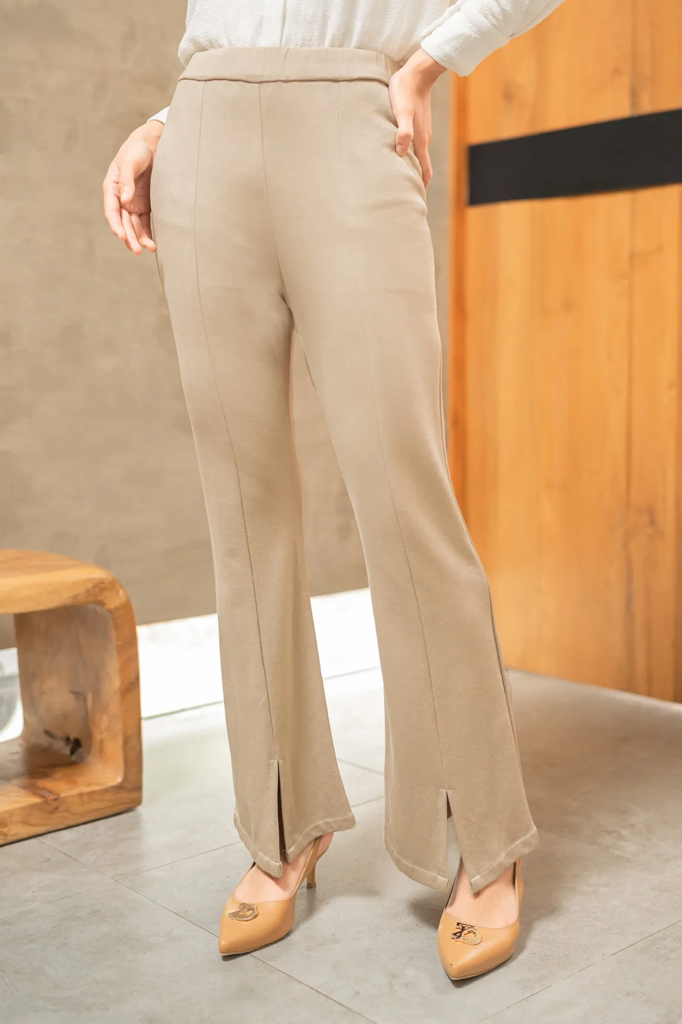 Vuta Pants - Latte