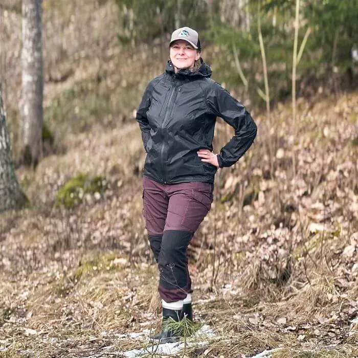 Women's Waterproof Ventilated Rain Jacket Superlite – Lightweight & Durable Protection for Hikers, 20 000 mm HH