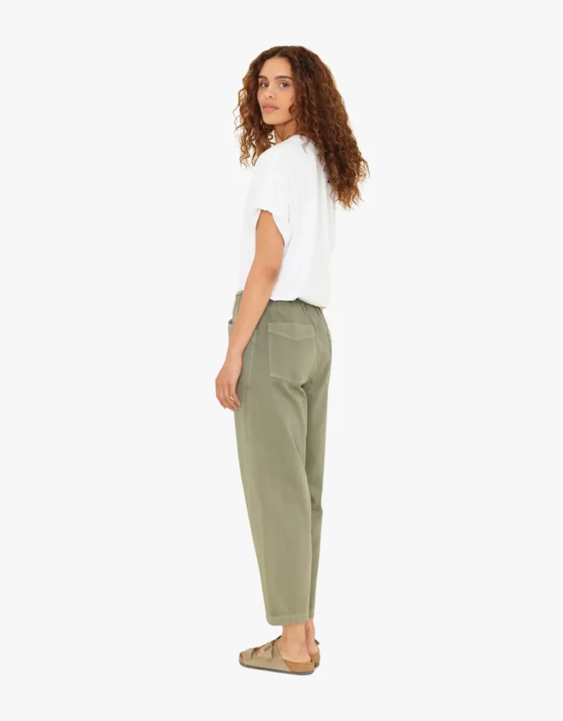 Xirena Baxter Twill Pants in Lotus
