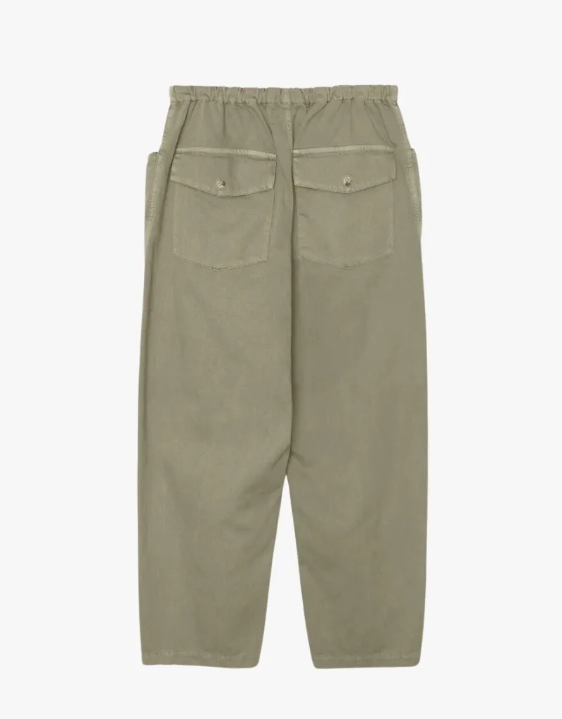 Xirena Baxter Twill Pants in Lotus